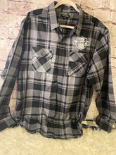 Load image into Gallery viewer, TSSB Flannel
